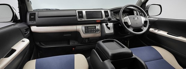 新车,丰田HIACE,五十周年纪念版 新车,丰田HIACE,五十周年纪念版