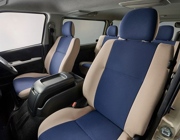 新车,丰田HIACE,五十周年纪念版 新车,丰田HIACE,五十周年纪念版