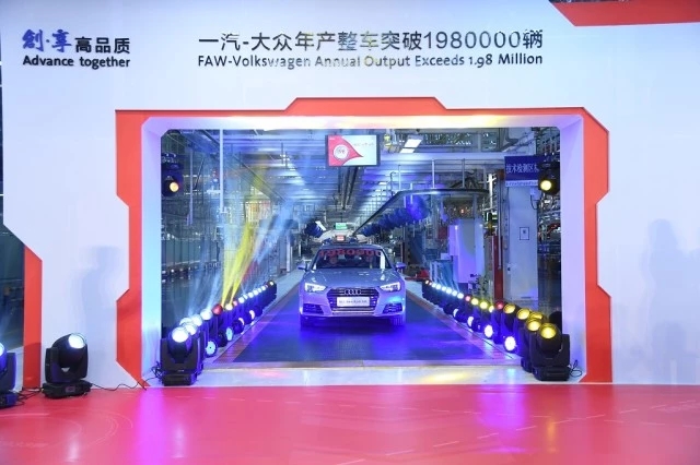 һ�����ڣ�һ������2017����,һ����������Ŀ��